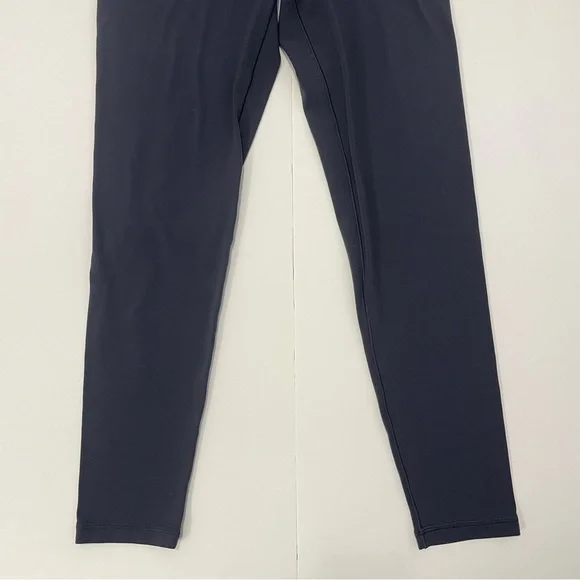 Offline by Aerie Real Me 7/8 High Rise Women’s Navy Blue Leggings Size M - Picture 3 of 14